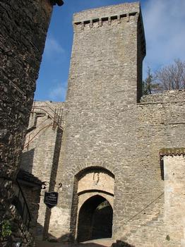 Village 12ème siècle, Fortifications 15ème siècle, tour Nord, porte Nord,: La Couvertoirade, Aveyron, Midi-Pyrénées, France