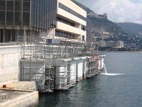 Renovierung der Wellenbrecher am Auditorium Rainier III in Monaco