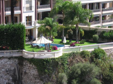 Résidence Villa Hermosa, jardin et piscine