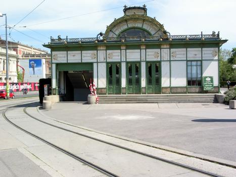 Station metro. Karlsplatz. Otto Wagner Vienna