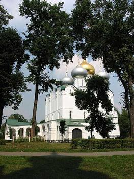 Couvent de Novodievitchi fondé en 1524 à Moscou - Cathédrale dédiée à l'icone Notre-Dame de Smolensk
