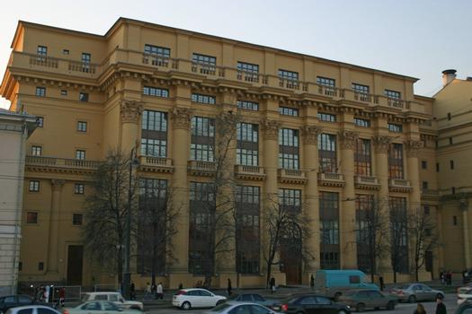 Gebäude in der Mochowaja-Strasse, Moskau