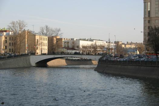 Kommissariatsbrücke, Moskau