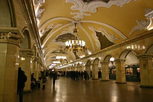 Komsomolskaya-Koltsevaya-Metrobahnhof, Moskau