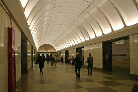 Krestyanskaya Zastava Metro Station in Moscow