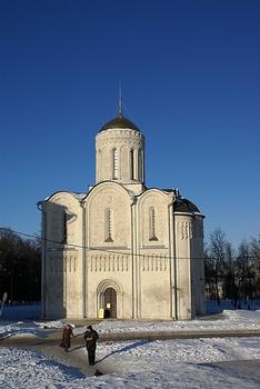 Cathédrale Dmitrovsky, Vladimir