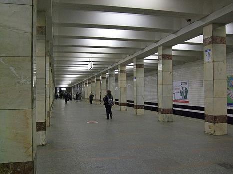 Station de métro Molodyozhnaïa