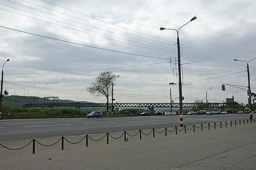 Nizhnegorodsky Metro Bridge crosses Oka river,Nizhny Novgorod, Nizhny Novgorod Oblast, Russia, begin 1992 1300m top level autoroad, low level metro