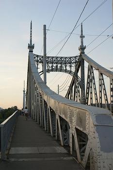 Starovolzhsky-Brücke