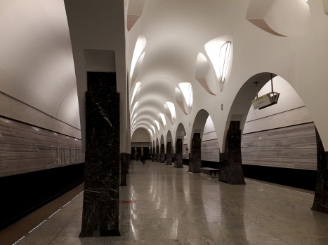 Metrobahnhof Wolokolamskaja