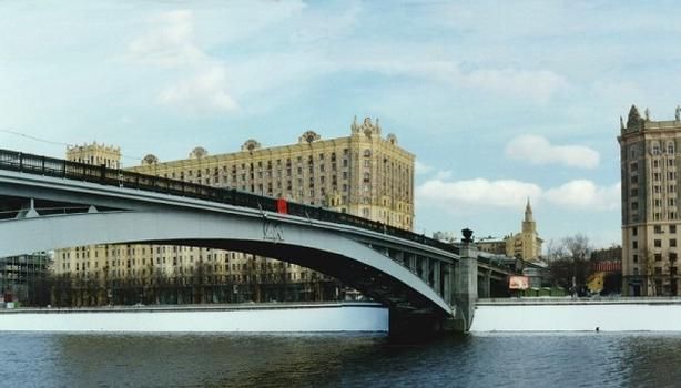 Pont-métro Smolensky, Moscou
