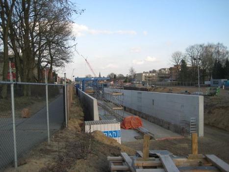 Straßen- und Eisenbahntunnel Nijverdal