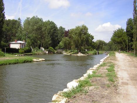 Canal de l'Ourcq - écluse