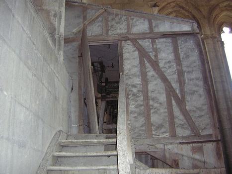 intérieur de la tour de la cathédrale
