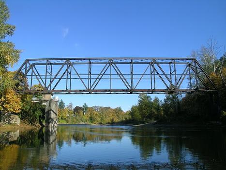 Clackamas River Trolley Bridge