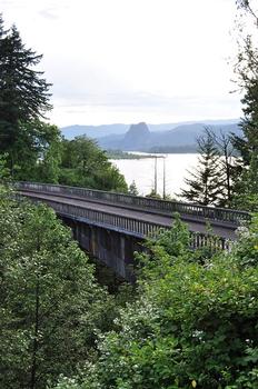 Moffett Creek Bridge