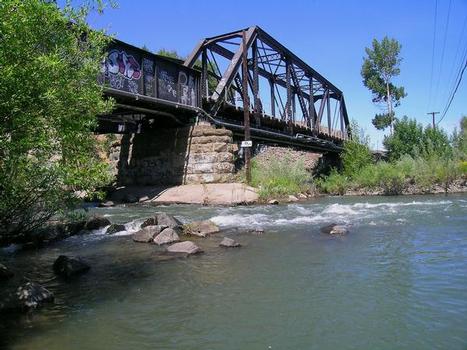 B.N.S.F. - Naches River Bridge