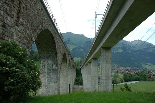 Nouveau Kanderviadukt sur l'ancienne ligne du Loetschberg