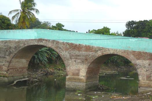 Pont sur le Yayabo, Cuba