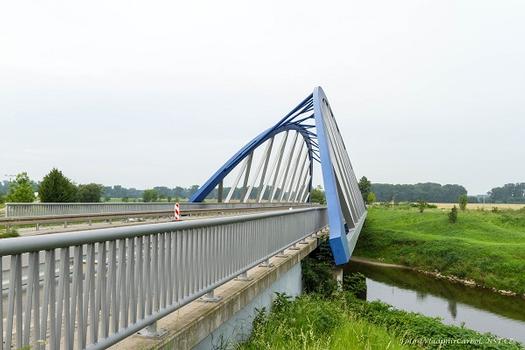 Straßenbrücke Troubky