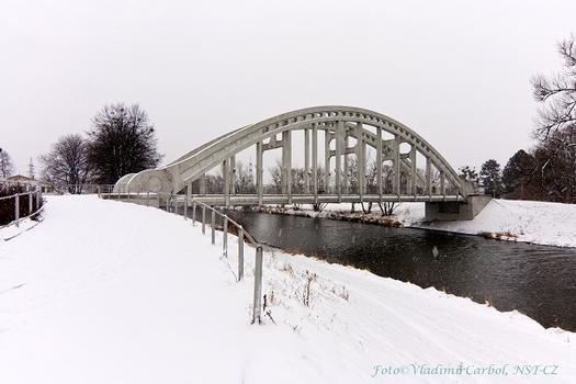 Karviná-Darkov Arch Bridge in the winter time