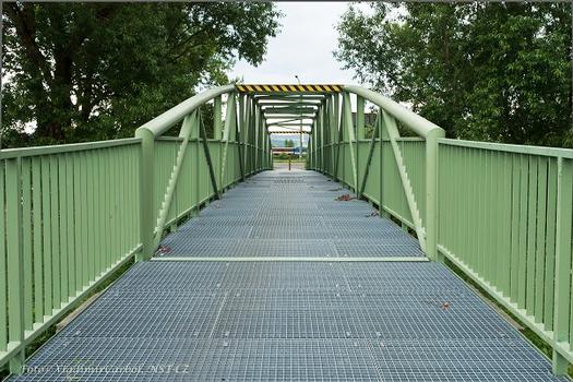 Komárov Footbridge