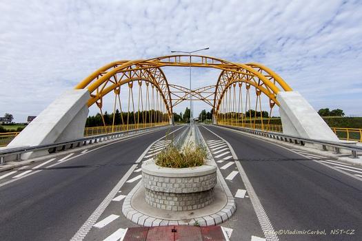 Pont-route de Mszana