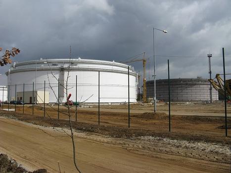 Crude Oil Tanks H11 and H12