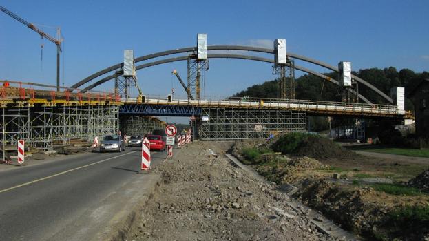 Straßenbrücke Trinec-Baliny