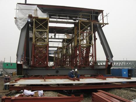 Tulln Railway Bridge: A truss bridge erection