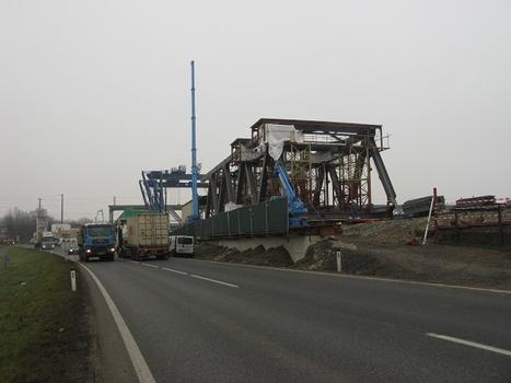Tulln Railway Bridge: New truss bridge erection