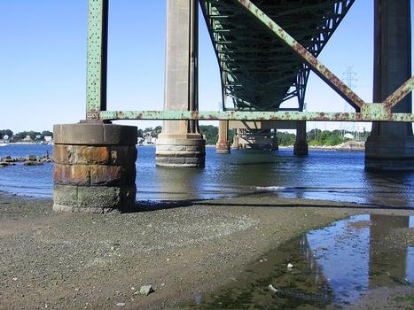 Sakonnet River Bridge (old), between Portsmouth and Tiverton, Rhode Island, USA