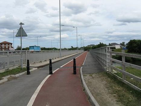 Pedestrian cycleway