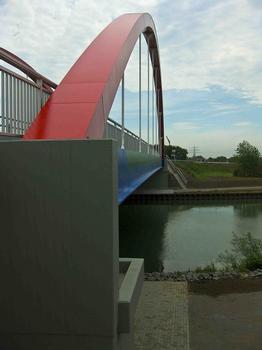 Spellener Brücke Nr. 401 WDK-km 2,583 fertige Brücke