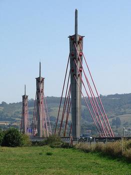 Colindres, A-8-Viaducto sobre el rio Asón
