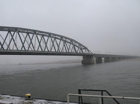 Spoorbrug, Eisenbahnbrücke in Nijmegen, NL