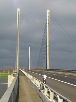 Rees-Kalkar Bridge