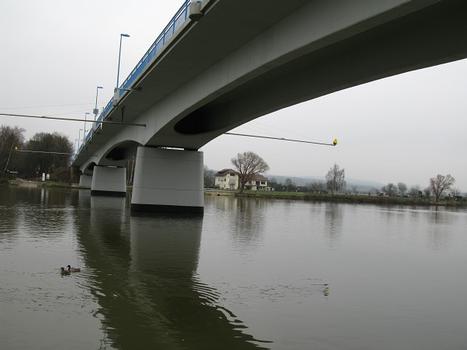 Remich, Luxemburg, Mosel-Viadukt