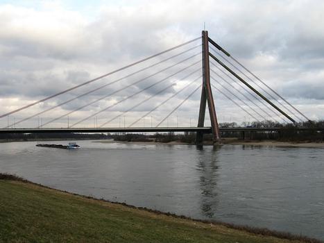 Düsseldorf, Fleher Brücke (1979)