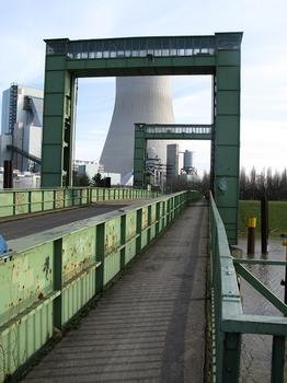 Duisburg-Walsum, Hubbrücke