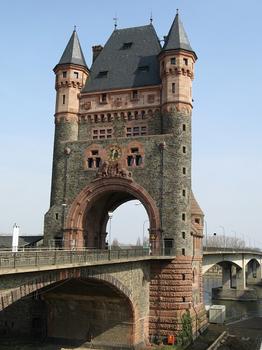 Worms, Nibelungenbrücke