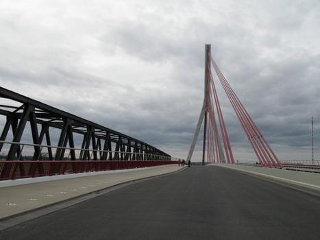 Niederrheinbrücke