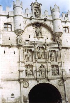 Burgos, Arco de Santa Maria