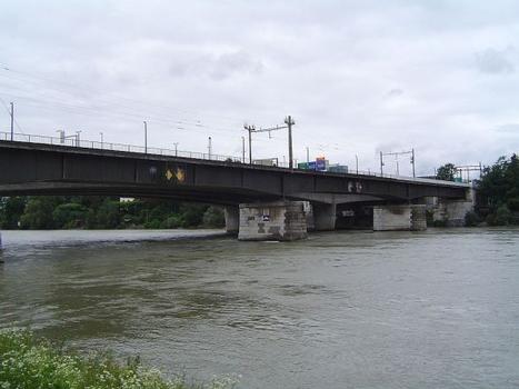 Pont ferroviaire à Bâle