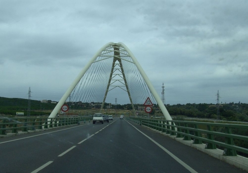 Neue Brücke über den Guadalquivir in Palma del Rio