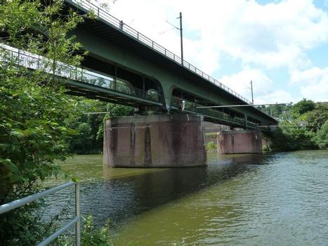 Eisenbahnbrücke über den Neckar bei Neckargemünd