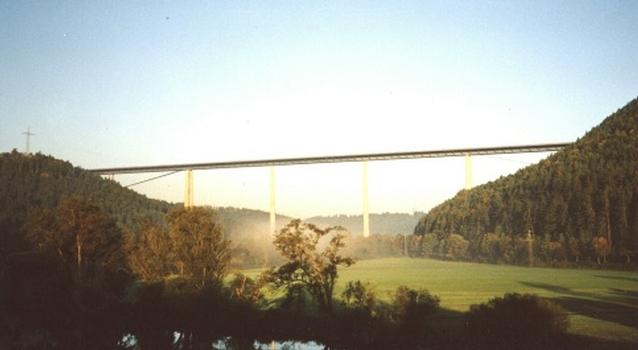 Neckartalbrücke Weitingen