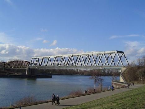 Wintersdorf Bridge