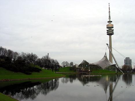 Schwimmhalle im Münchner Olympiapark