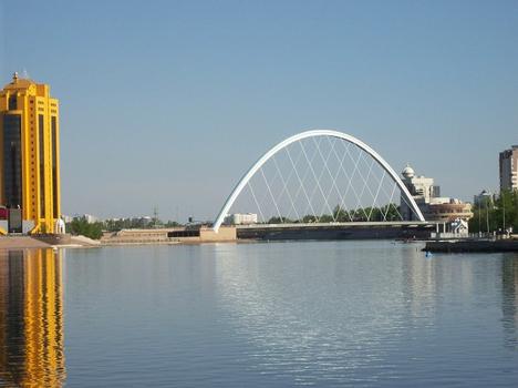 Bogenbrücke Astana